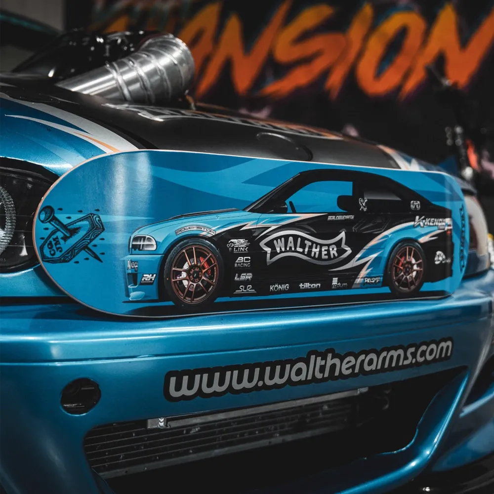 5137151-Blue Car-Bumper