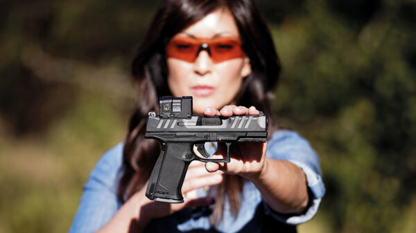 Best-pistol-for-women-Michelle-Waldran-hero Best pistol for women - Michelle Waldran